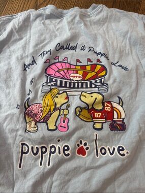 Puppie Love taylor Swift and Travis Kelce Dog Tee Stadium Design Medium